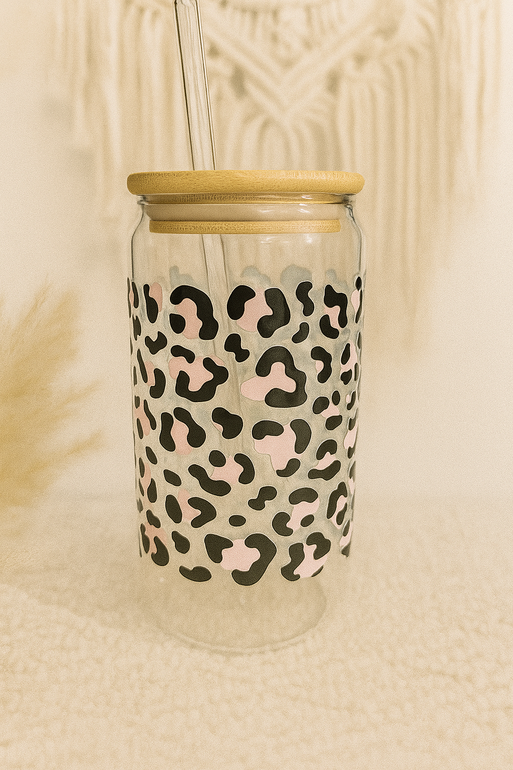 Trinkglas mit rosa Leopardenmuster – Trendy & einzigartig