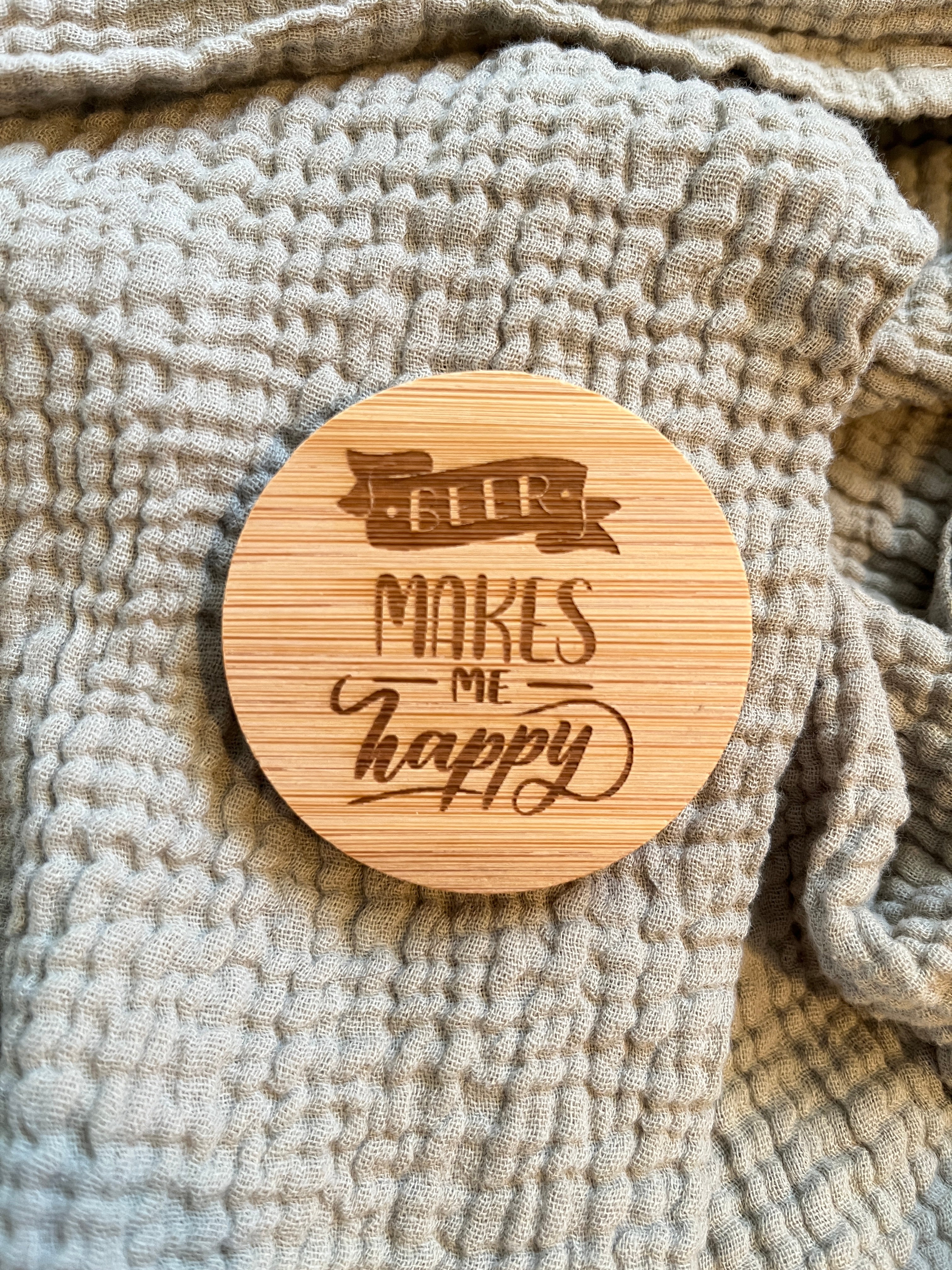 Magnetischer Flaschenöffner aus Bambus (6 cm) – Geschenkidee für Camper, Bierliebhaber & Papa