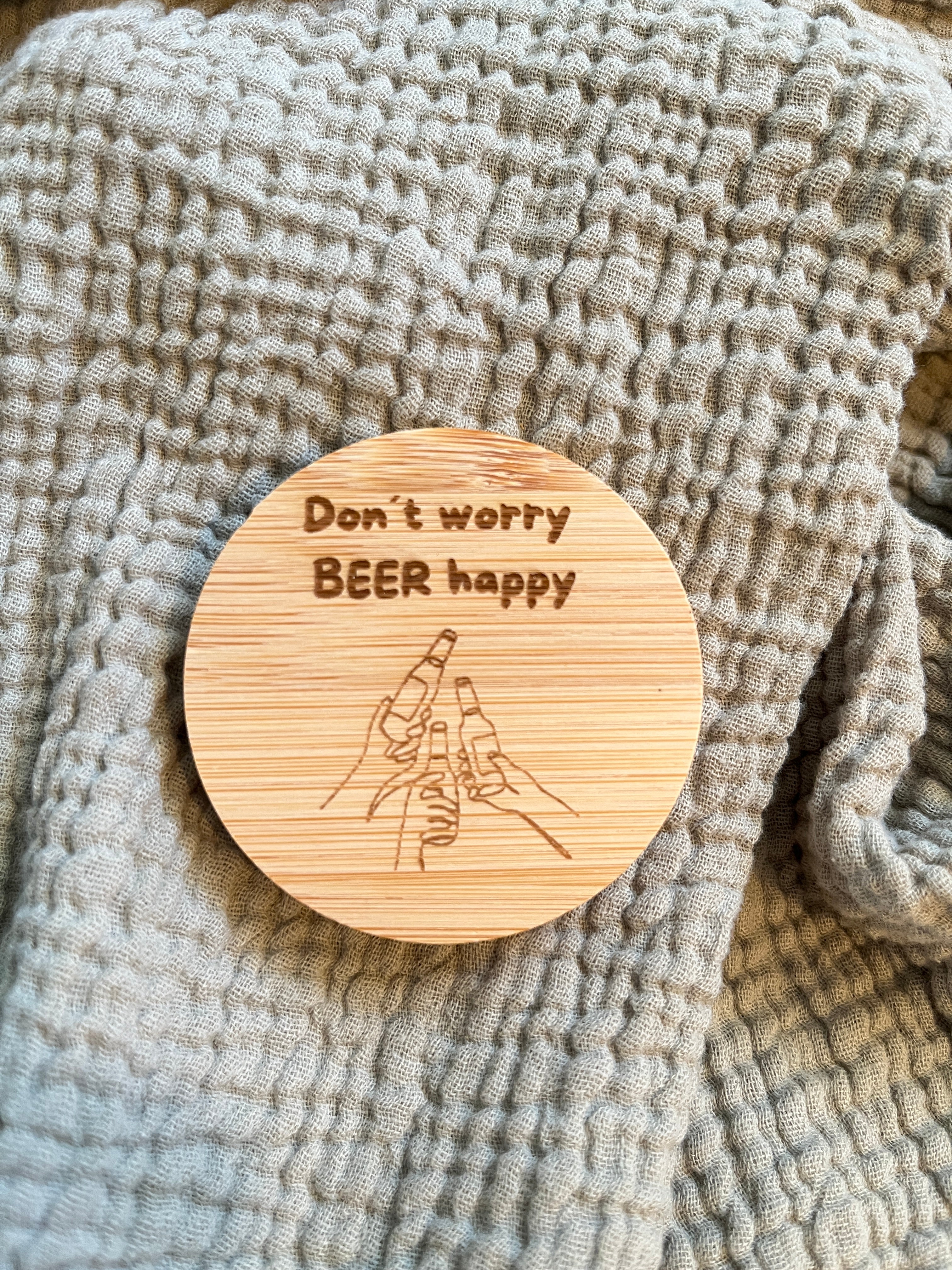 Magnetischer Flaschenöffner aus Bambus (6 cm) – Geschenkidee für Camper, Bierliebhaber & Papa