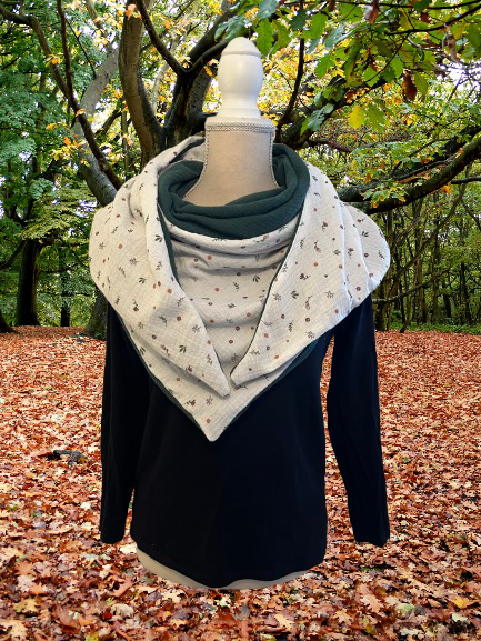 Musselin Dreieckstuch Damen | Grün & Creme mit kleinen Blumen | XXL Halstuch 180x120x120