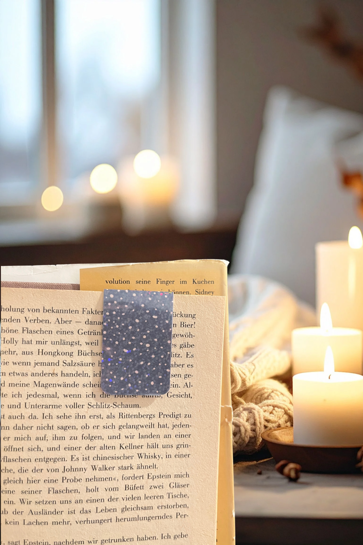 Magnetisches Lesezeichen Dunkelblau mit Punkten | 3x4,5 cm